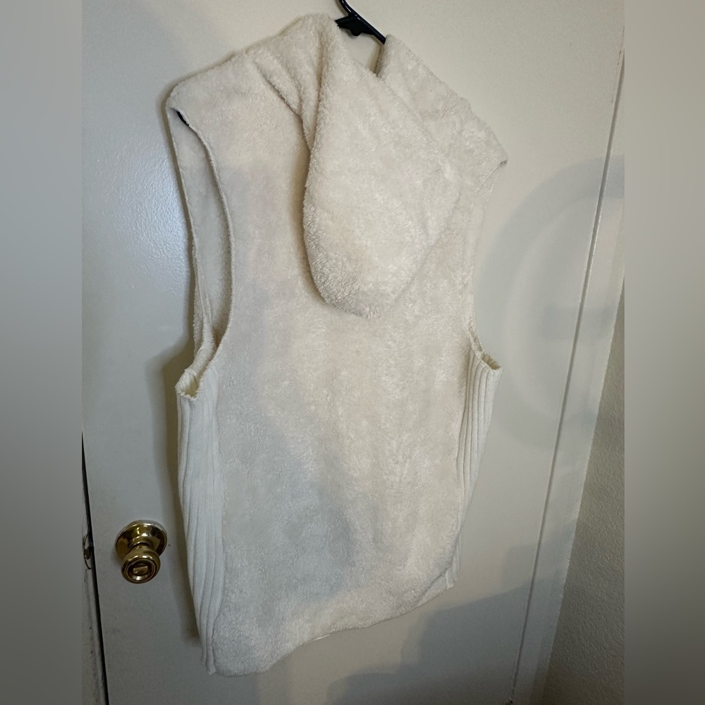 Love Tree Cream Fleece Vest - Picture 4 of 8